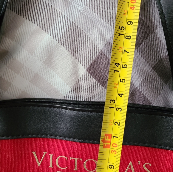 EUC LE Victoria Secret Large Tote Red with Studded Tassels - Picture 5 of 8